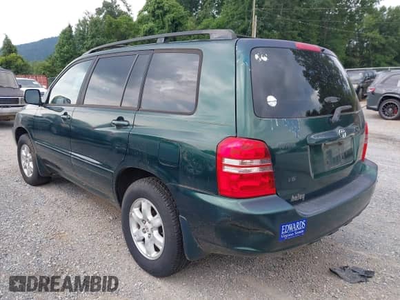 2001 Toyota Highlander с VIN JTEGF21A210021767, выставлен на аукционе IAAI как лот 42883929 с пробегом 170 553 миль миль и . История ставок и продаж доступна на DreamBid. Изображение 6.