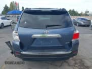 ✅ 2013 Toyota Highlander Limited • VIN: 5TDDK3EH8DS202244 • Лот: 43337218. Опубликован ранее на IAAI с пробегом 167 985 миль. Бесплатный доступ к архиву аукционных продаж из США и подробный отчёт об истории автомобиля на DreamBid. Изображение 16.