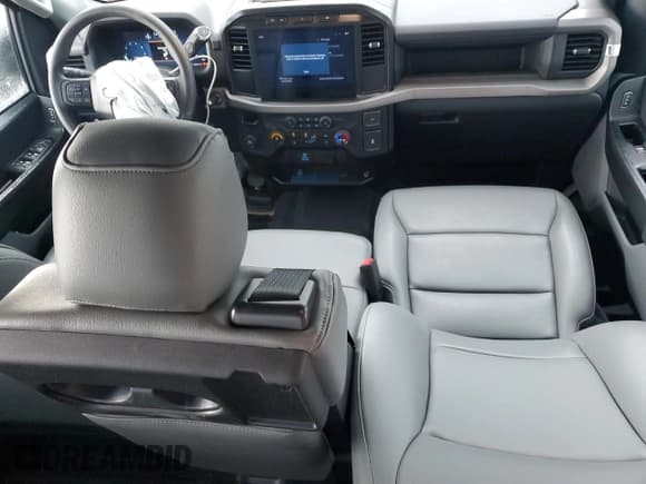 ✅ 2024 Ford F-150 XL • VIN: 1FTEX1KP9RKE95883 • Лот: 55184445. Опубликован ранее на Copart с пробегом 25 700 миль. Бесплатный доступ к архиву аукционных продаж из США и подробный отчёт об истории автомобиля на DreamBid. Изображение 8.