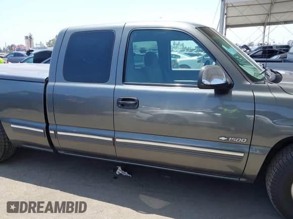 ✅ 2000 Chevrolet Silverado 1500 LT • VIN: 1GCEC19T0YZ139455 • Лот: 42447520. Опубликован ранее на IAAI с пробегом 284 539 миль. Бесплатный доступ к архиву аукционных продаж из США и подробный отчёт об истории автомобиля на DreamBid. Изображение 13.