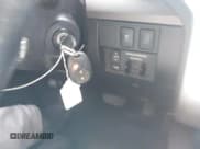 ✅ 2017 Toyota Tundra SR5 • VIN: 5TFEW5F15HX220755 • Лот: 42678941. Опубликован ранее на IAAI с пробегом 188 368 миль. Бесплатный доступ к архиву аукционных продаж из США и подробный отчёт об истории автомобиля на DreamBid. Изображение 11.