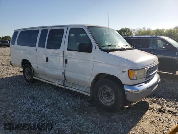✅ 1999 Ford Econoline Passenger XL • VIN: 1FBSS31L7XHB77111 • Lot: 52078295. Wystawiony na Copart z przebiegiem 141 461 mil. Bezpłatny archiwum sprzedaży aukcyjnych z USA i szczegółowy raport historii pojazdu na DreamBid. Zdjęcie 4.