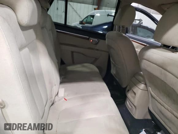 ✅ 2008 Hyundai Santa Fe GLS • VIN: 5NMSG73D98H162703 • Lot: 81577904. Listed on Copart with 146,763 mi. Free auction sales archive from the USA and detailed vehicle history report at DreamBid. Image 11.