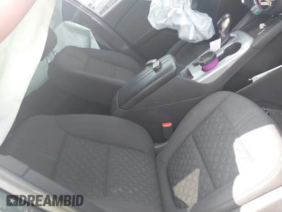 ✅ 2020 Chevrolet Blazer LT • VIN: 3GNKBBRA1LS674883 • Лот: 42653926. Опубликован ранее на IAAI с пробегом 61 187 миль. Бесплатный доступ к архиву аукционных продаж из США и подробный отчёт об истории автомобиля на DreamBid. Изображение 5.