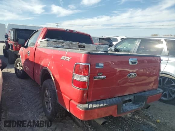 ✅ 2005 Ford F-150 XL • VIN: 1FTRF12265KE90885 • Lot: 91046275. Wystawiony na Copart z przebiegiem 225 585 mil. Bezpłatny archiwum sprzedaży aukcyjnych z USA i szczegółowy raport historii pojazdu na DreamBid. Zdjęcie 2.