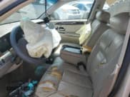 ✅ 2001 Lincoln Town Car Cartier • VIN: 1LNHM83W61Y666168 • Lot: 68820315. Wystawiony na Copart z przebiegiem Nie podano. Bezpłatny archiwum sprzedaży aukcyjnych z USA i szczegółowy raport historii pojazdu na DreamBid. Zdjęcie 7.