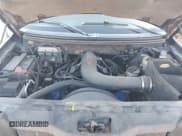 ✅ 2004 Ford F-150 XLT • VIN: 1FTPX14594FA10938 • Lot: 43439194. Wystawiony na IAAI z przebiegiem 266 760 mil. Bezpłatny archiwum sprzedaży aukcyjnych z USA i szczegółowy raport historii pojazdu na DreamBid. Zdjęcie 10.