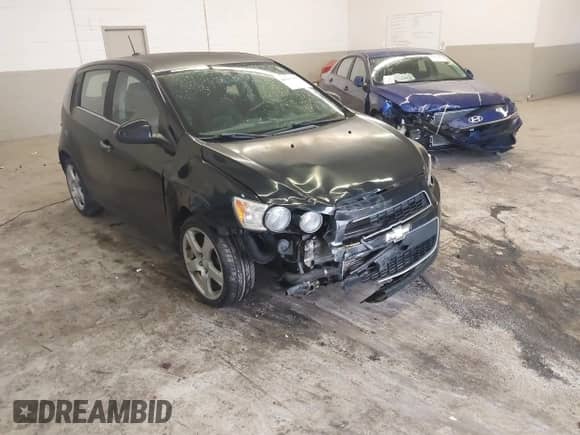 2016 Chevrolet Sonic LTZ с VIN 1G1JE6SB3G4150803, выставлен на аукционе IAAI как лот 42007951 с пробегом 124 811 миль миль и . История ставок и продаж доступна на DreamBid. Изображение 1.