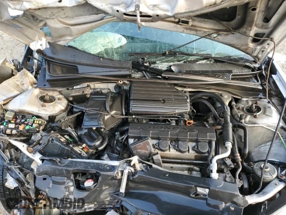 ✅ 2004 Honda Civic LX • VIN: 1HGEM22554L004680 • Лот: 72020825. Опубликован ранее на Copart с пробегом 167 660 миль. Бесплатный доступ к архиву аукционных продаж из США и подробный отчёт об истории автомобиля на DreamBid. Изображение 11.