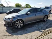 ✅ 2019 Nissan Altima Platinum • VIN: 1N4BL4FV2KC210990 • Лот: 65442805. Опубликован ранее на Copart с пробегом 49 560 миль. Бесплатный доступ к архиву аукционных продаж из США и подробный отчёт об истории автомобиля на DreamBid. Изображение 1.
