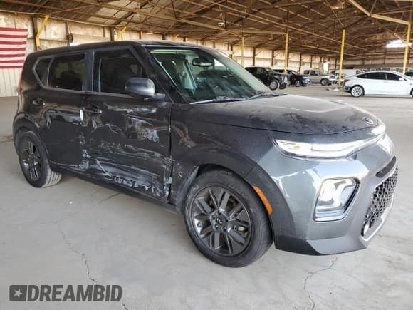 ✅ 2020 Kia Soul EX • VIN: KNDJ33AU9L7735408 • Lot: 68772035. Listed on Copart with 96,408 mi. Free auction sales archive from the USA and detailed vehicle history report at DreamBid. Image 4.