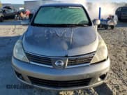 ✅ 2009 Nissan Versa S • VIN: 3N1BC13E49L361036 • Lot: 87457255. Wystawiony na Copart z przebiegiem 270 667 mil. Bezpłatny archiwum sprzedaży aukcyjnych z USA i szczegółowy raport historii pojazdu na DreamBid. Zdjęcie 5.