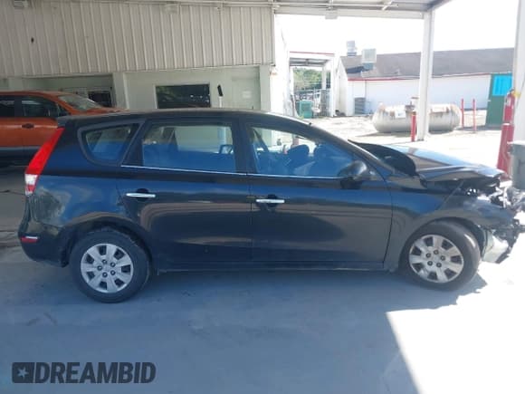 ✅ 2010 Hyundai Elantra GLS • VIN: KMHDB8AE9AU053306 • Lot: 43545602. Listed on IAAI with 154,382 mi. Free auction sales archive from the USA and detailed vehicle history report at DreamBid. Image 13.