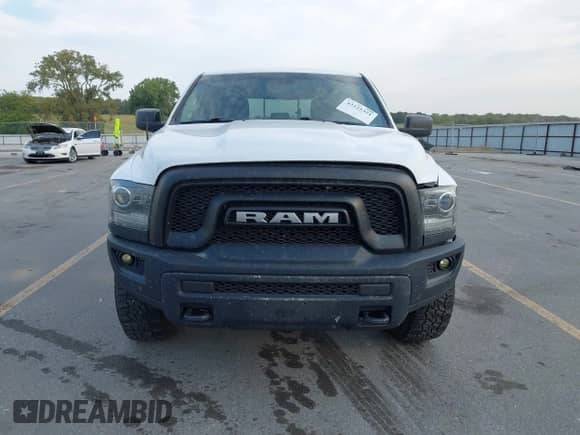 2019 Ram 1500 SLT z VIN 1C6RR6GG6KS670072, wystawiony jako IAAI lot #43225321 z przebiegiem 100 246 mil mil oraz . Historia ofert i sprzedaży dostępna na DreamBid. Obrazek 13.