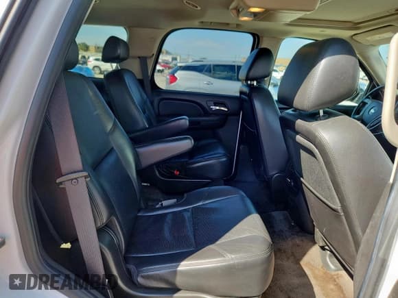 ✅ 2009 Chevrolet Tahoe LTZ • VIN: 1GNFC33J19R291907 • Lot: 84925375. Wystawiony na Copart z przebiegiem 210 706 mil. Bezpłatny archiwum sprzedaży aukcyjnych z USA i szczegółowy raport historii pojazdu na DreamBid. Zdjęcie 11.