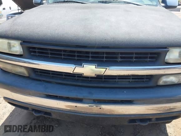 ✅ 2000 Chevrolet Silverado 1500 LS • VIN: 2GCEK19T4Y1290374 • Lot: 42988982. Wystawiony na IAAI z przebiegiem Nie podano mil. Skorzystaj z bezpłatnego archiwum sprzedaży aukcyjnych z USA i zobacz szczegółowy raport historii pojazdu na DreamBid. Zdjęcie 6.