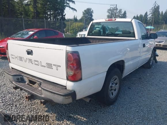 ✅ 2005 Chevrolet Silverado 1500 Work Truck • VIN: 1GCEC14X95Z163016 • Lot: 43141534. Listed on IAAI with 182,753 mi. Free auction sales archive from the USA and detailed vehicle history report at DreamBid. Image 4.