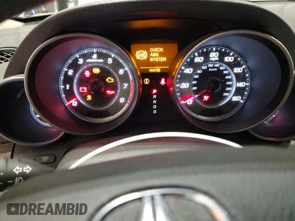 ✅ 2013 Acura MDX Advance • VIN: 2HNYD2H80DH507389 • Lot: 81025445. Wystawiony na Copart z przebiegiem 194 733 mil. Bezpłatny archiwum sprzedaży aukcyjnych z USA i szczegółowy raport historii pojazdu na DreamBid. Zdjęcie 9.