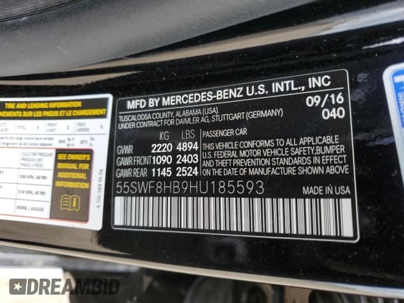 ✅ 2017 Mercedes-Benz C 63 S AMG • VIN: 55SWF8HB9HU185593 • Lot: 49576814. Wystawiony na Copart z przebiegiem 73 080 mil. Bezpłatny archiwum sprzedaży aukcyjnych z USA i szczegółowy raport historii pojazdu na DreamBid. Zdjęcie 12.