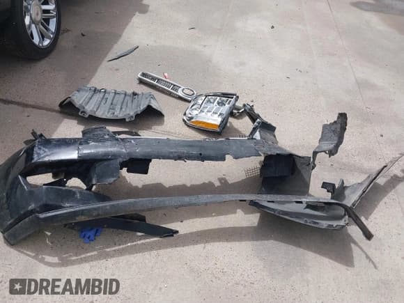 ✅ 2013 Cadillac Escalade ESV Platinum Edition • VIN: 1GYS3KEF4DR222867 • Лот: 41784252. Опубликован ранее на IAAI с пробегом 61 673 миль. Бесплатный доступ к архиву аукционных продаж из США и подробный отчёт об истории автомобиля на DreamBid. Изображение 19.