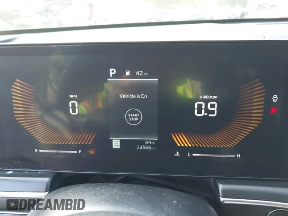 ✅ 2025 Kia K5 GT-Line • VIN: KNAG64J79S5297028 • Lot: 43449999. Wystawiony na IAAI z przebiegiem 24 566 mil. Bezpłatny archiwum sprzedaży aukcyjnych z USA i szczegółowy raport historii pojazdu na DreamBid. Zdjęcie 7.