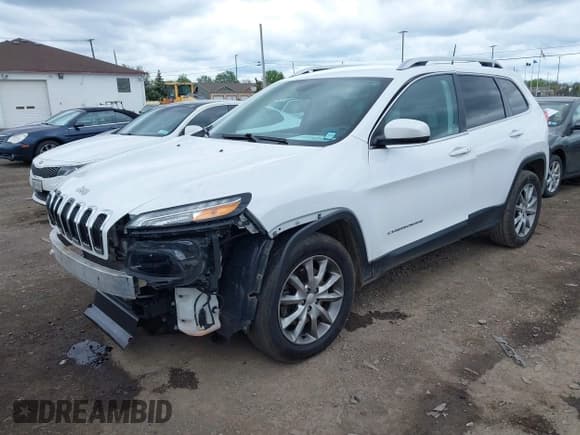 ✅ 2018 Jeep Cherokee Limited • VIN: 1C4PJMDX4JD578560 • Лот: 42242623. Опубликован ранее на IAAI с пробегом 173 535 миль. Бесплатный доступ к архиву аукционных продаж из США и подробный отчёт об истории автомобиля на DreamBid. Изображение 2.