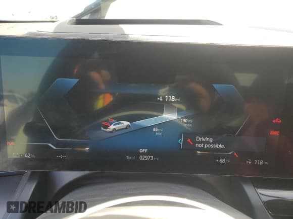 ✅ 2024 BMW i5 eDrive40 • VIN: WBY33FK09RCR63560 • Лот: 85152054. Опубликован ранее на Copart с пробегом 2 973 миль. Бесплатный доступ к архиву аукционных продаж из США и подробный отчёт об истории автомобиля на DreamBid. Изображение 9.