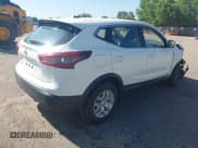 ✅ 2020 Nissan Rogue S • VIN: JN1BJ1CV9LW270173 • Lot: 42557941. Wystawiony na IAAI z przebiegiem 70 249 mil. Bezpłatny archiwum sprzedaży aukcyjnych z USA i szczegółowy raport historii pojazdu na DreamBid. Zdjęcie 4.