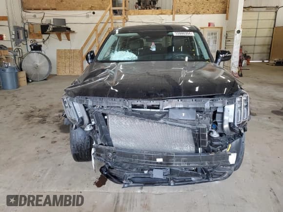 ✅ 2023 Kia Telluride LX • VIN: 5XYP2DGC5PG327577 • Lot: 72000304. Listed on Copart with 26,810 mi. Free auction sales archive from the USA and detailed vehicle history report at DreamBid. Image 5.