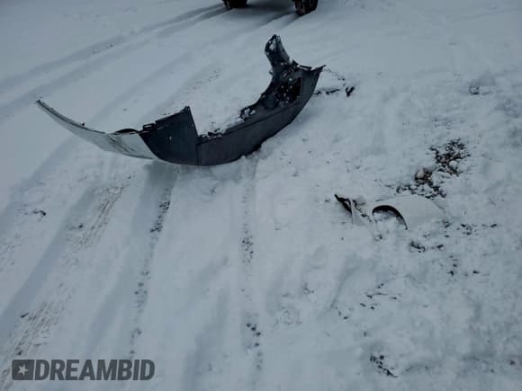 ✅ 2017 Tesla Model X 90D • VIN: 5YJXCDE27HF078196 • Lot: 94971435. Wystawiony na Copart z przebiegiem Nie podano. Bezpłatny archiwum sprzedaży aukcyjnych z USA i szczegółowy raport historii pojazdu na DreamBid. Zdjęcie 13.