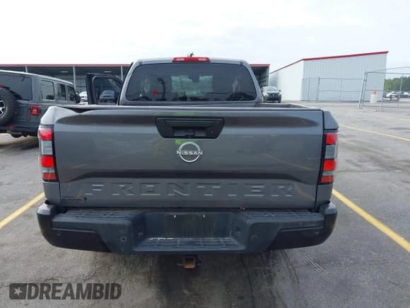 ✅ 2022 Nissan Frontier S • VIN: 1N6ED1CL5NN649130 • Lot: 42060228. Listed on IAAI with 49,663 mi. Free auction sales archive from the USA and detailed vehicle history report at DreamBid. Image 16.