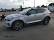 ✅ 2024 Volvo XC40 Core Bright Theme • VIN: YV4L12UKXR2338084 • Lot: 45738355. Listed on Copart with 9,443 mi. Free auction sales archive from the USA and detailed vehicle history report at DreamBid. Image 1.