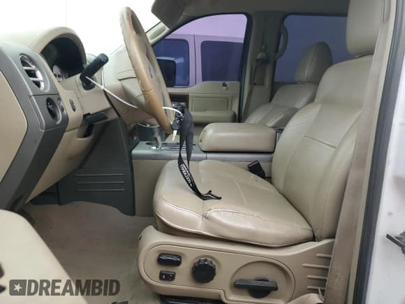 ✅ 2005 Ford F-150 XLT • VIN: 1FTPW12555KE80074 • Lot: 51808485. Listed on Copart with 161,991 mi. Free auction sales archive from the USA and detailed vehicle history report at DreamBid. Image 7.