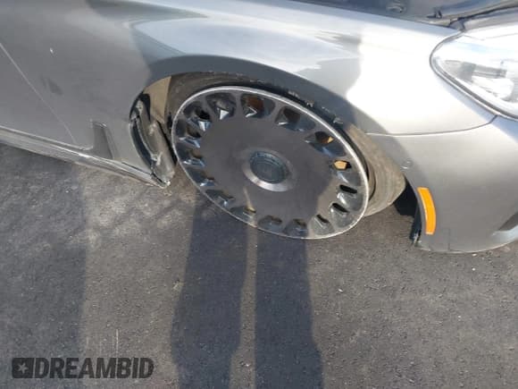 ✅ 2016 BMW 7 Series 750i xDrive • VIN: WBA7F2C58GG416117 • Lot: 43791484. Listed on IAAI with 92,496 mi. Free auction sales archive from the USA and detailed vehicle history report at DreamBid. Image 6.