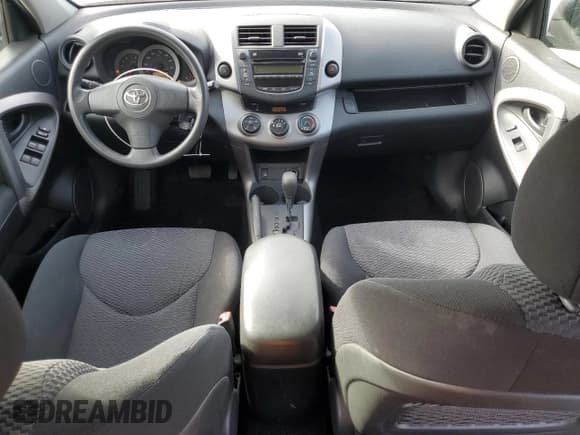 ✅ 2008 Toyota RAV4 Sport • VIN: JTMZK32V885017624 • Lot: 84816825. Listed on Copart with 140,456 mi. Free auction sales archive from the USA and detailed vehicle history report at DreamBid. Image 8.