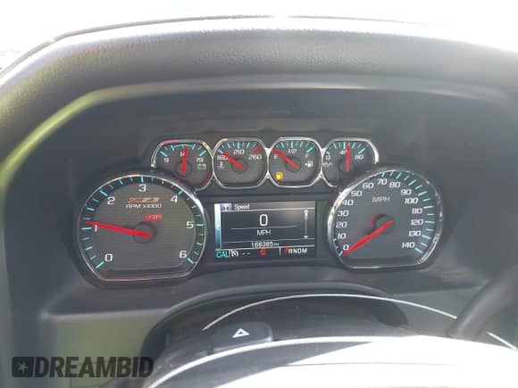 2015 Chevrolet Silverado 1500 LTZ z VIN 3GCUKSEC9FG258290, wystawiony jako IAAI lot #43514218 z przebiegiem 168 385 mil mil oraz . Historia ofert i sprzedaży dostępna na DreamBid. Obrazek 7.