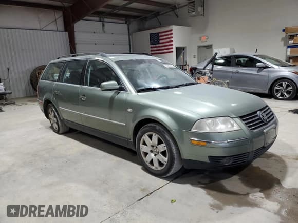✅ 2002 Volkswagen Passat GLX • VIN: WVWWH63BX2E370090 • Lot: 92849745. Listed on Copart with 143,089 mi. Free auction sales archive from the USA and detailed vehicle history report at DreamBid. Image 4.