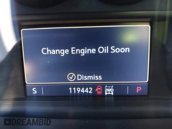 ✅ 2019 Chevrolet Silverado 1500 LT • VIN: 3GCPYDEK1KG242867 • Lot: 41342133. Wystawiony na IAAI z przebiegiem 119 442 mil. Bezpłatny archiwum sprzedaży aukcyjnych z USA i szczegółowy raport historii pojazdu na DreamBid. Zdjęcie 16.