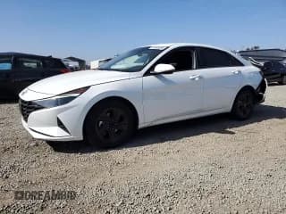 ✅ 2021 Hyundai Elantra SEL • VIN: 5NPLM4AG8MH044499 • Lot: 91065095. Listed on Copart with 51,618 mi. Free auction sales archive from the USA and detailed vehicle history report at DreamBid. Image 1.