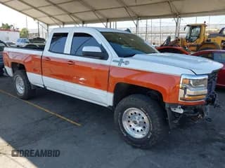 ✅ 2018 Chevrolet Silverado 1500 LT • VIN: 1GCVKREC0JZ162313 • Лот: 42942490. Опубликован ранее на IAAI с пробегом 54 459 миль. Бесплатный доступ к архиву аукционных продаж из США и подробный отчёт об истории автомобиля на DreamBid. Изображение 1.