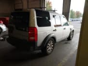 ✅ 2005 Land Rover LR3 SE • VIN: SALAE254X5A337086 • Lot: 43485948. Wystawiony na IAAI z przebiegiem 238 104 mil. Bezpłatny archiwum sprzedaży aukcyjnych z USA i szczegółowy raport historii pojazdu na DreamBid. Zdjęcie 4.