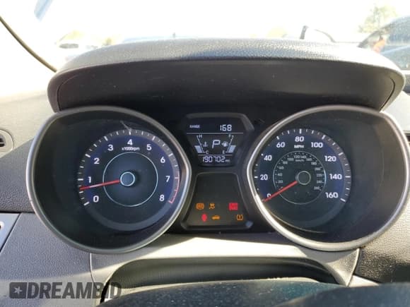 ✅ 2015 Hyundai Elantra SE • VIN: 5NPDH4AE8FH607240 • Lot: 86494865. Listed on Copart with 190,702 mi. Free auction sales archive from the USA and detailed vehicle history report at DreamBid. Image 9.