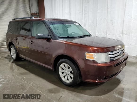 ✅ 2010 Ford Flex SE • VIN: 2FMGK5BC3ABA47029 • Lot: 71723425. Wystawiony na Copart z przebiegiem 202 445 mil. Bezpłatny archiwum sprzedaży aukcyjnych z USA i szczegółowy raport historii pojazdu na DreamBid. Zdjęcie 4.