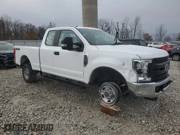 ✅ 2019 Ford F-250 XL • VIN: 1FT7X2B62KEG69447 • Lot: 92895725. Wystawiony na Copart z przebiegiem 42 282 mil. Bezpłatny archiwum sprzedaży aukcyjnych z USA i szczegółowy raport historii pojazdu na DreamBid. Zdjęcie 4.