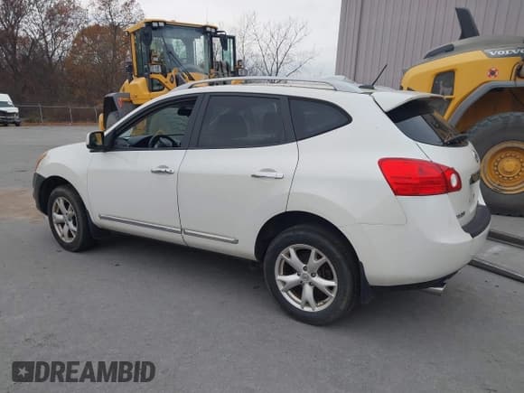 ✅ 2011 Nissan Rogue SV • VIN: JN8AS5MVXBW285747 • Lot: 43640602. Listed on IAAI with 156,923 mi. Free auction sales archive from the USA and detailed vehicle history report at DreamBid. Image 3.