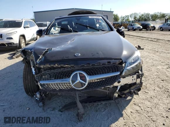 ✅ 2020 Mercedes-Benz C 300 • VIN: W1KWK8DB4LG001345 • Lot: 56673464. Wystawiony na Copart z przebiegiem Nie podano. Bezpłatny archiwum sprzedaży aukcyjnych z USA i szczegółowy raport historii pojazdu na DreamBid. Zdjęcie 5.