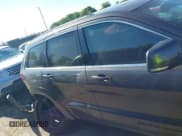 ✅ 2016 Jeep Grand Cherokee Overland • VIN: 1C4RJFCGXGC443961 • Lot: 42639434. Wystawiony na IAAI z przebiegiem 122 216 mil. Bezpłatny archiwum sprzedaży aukcyjnych z USA i szczegółowy raport historii pojazdu na DreamBid. Zdjęcie 14.