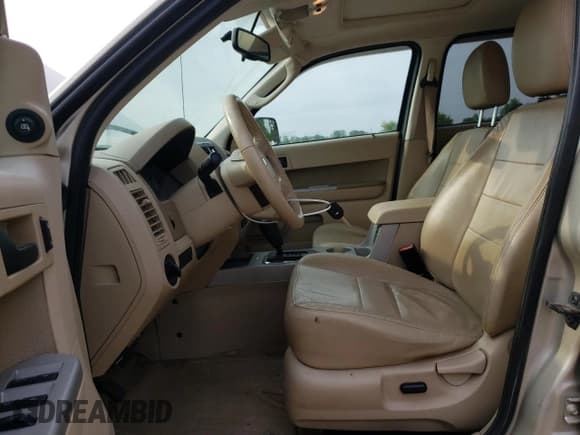 ✅ 2012 Ford Escape XLT • VIN: 1FMCU9D72CKB46420 • Лот: 60467815. Опубликован ранее на Copart с пробегом 139 456 миль. Бесплатный доступ к архиву аукционных продаж из США и подробный отчёт об истории автомобиля на DreamBid. Изображение 7.