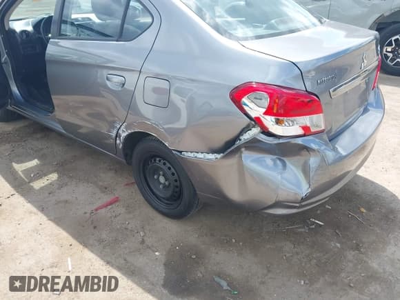 ✅ 2017 Mitsubishi Mirage ES • VIN: ML32F3FJ4HHF05552 • Lot: 43029997. Listed on IAAI with 123,818 mi. Free auction sales archive from the USA and detailed vehicle history report at DreamBid. Image 6.