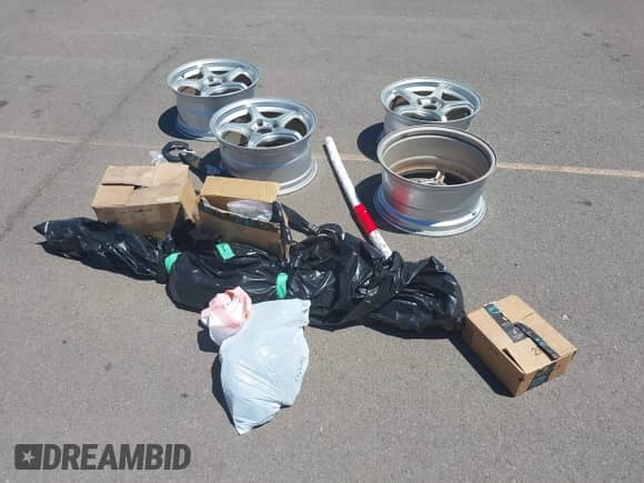 1997 BMW 3 Series M3s with VIN WBSCD932XVEE05100, listed as a IAAI auction lot 42715104 with 216,125 mi miles and . Bid and sale history available at DreamBid. Image 12.